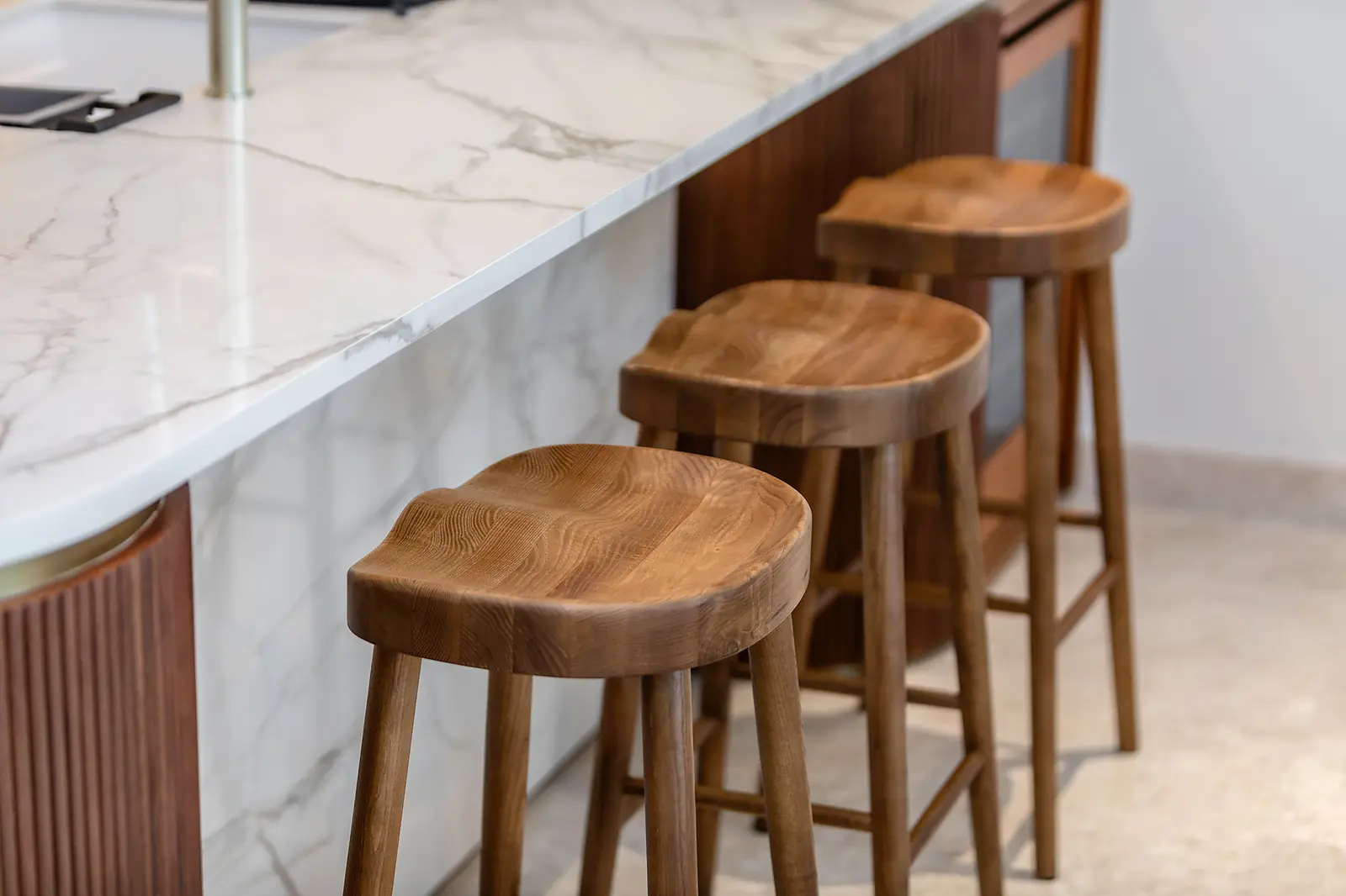Breakfast bar in a Stellium apartment, Ellington Beach House