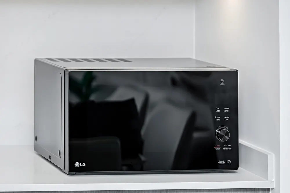 Kitchen appliances in a Stellium apartment